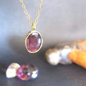 Necklace for women. 14 Karat solid yellow gold.